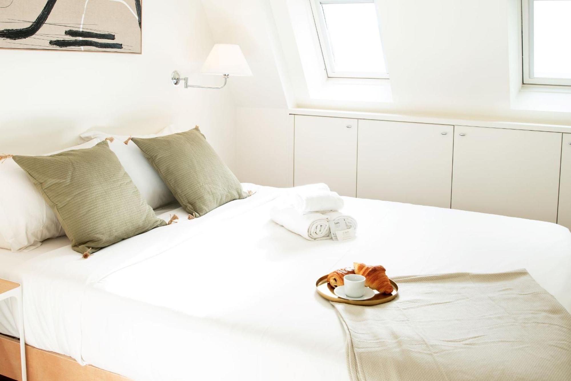 Eiffel 2br Avenue Parijs