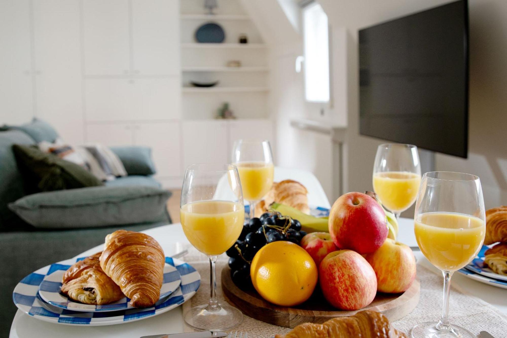 Eiffel 2br Avenue Appartement